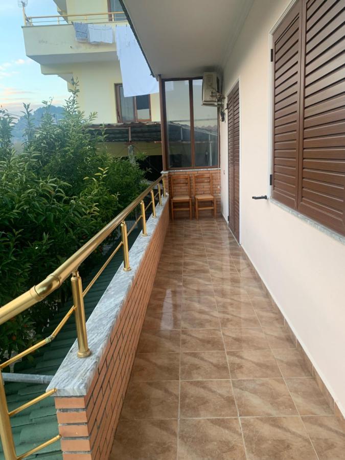 Vila Demaj! Free Parking เบราท ภายนอก รูปภาพ