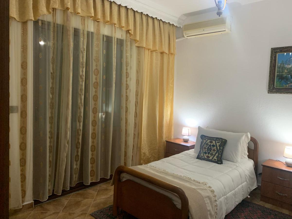 Vila Demaj! Free Parking เบราท ภายนอก รูปภาพ
